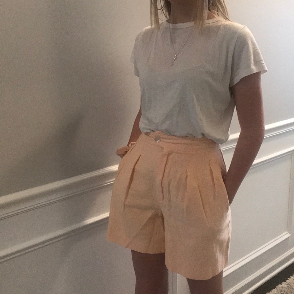 Esprit VSCO VTG peach pleated shorts size 1/2
